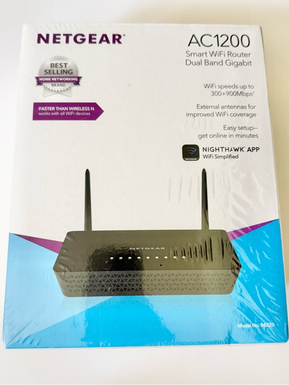 NETGEAR Black Dual-Band AC1200 WiFi Router with External Antennas